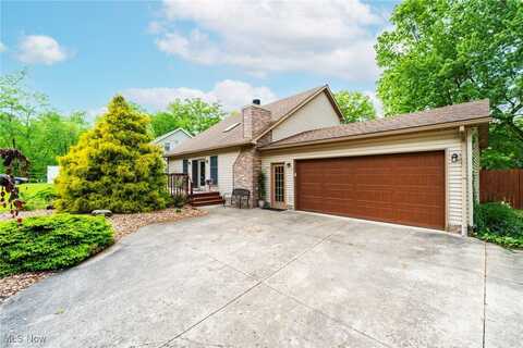 17466 Idylwild Avenue, Lake Milton, OH 44429
