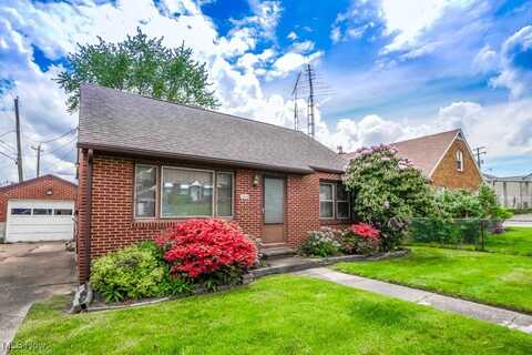 2648 26th Street NW, Canton, OH 44718