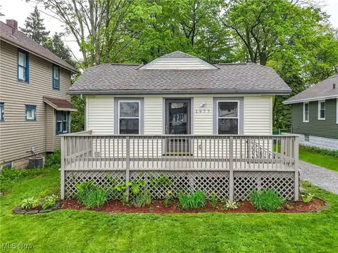 1977 High Street, Cuyahoga Falls, OH 44221