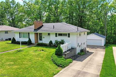 712 Hartzell Avenue, Niles, OH 44446