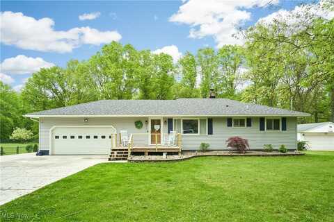 1149 Midland Avenue, New Franklin, OH 44203