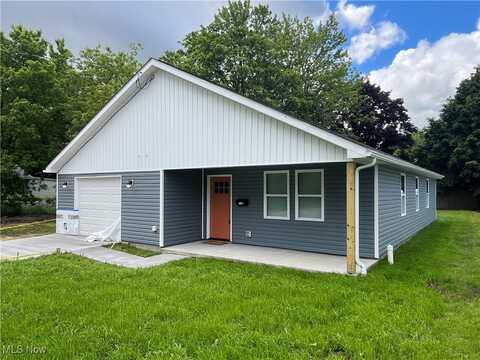 1122 Delos Street, Akron, OH 44306