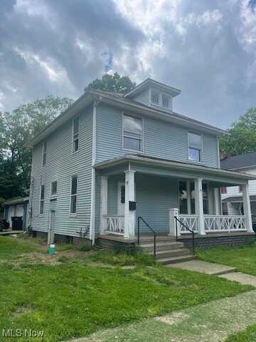 139 Chapman Street, Zanesville, OH 43701