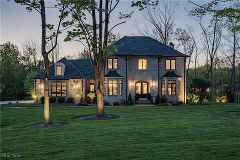 2640 Heritage Lane, Pepper Pike, OH 44124