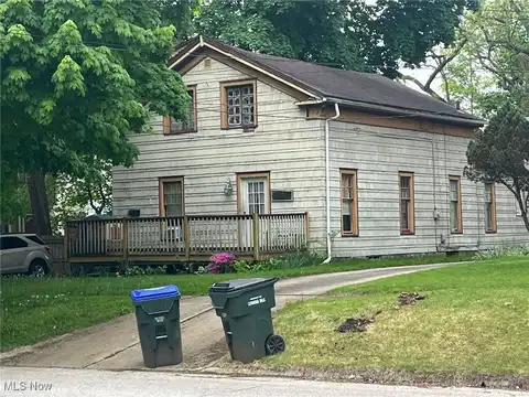 2032 3rd Street, Cuyahoga Falls, OH 44221