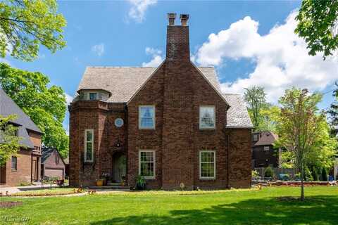 3351 Daleford Road, Shaker Heights, OH 44120