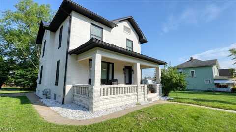 1001 Clark Street, Cambridge, OH 43725