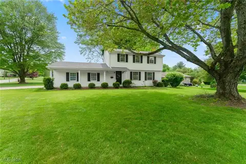 3005 Algonquin Drive, Poland, OH 44514