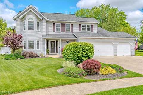 582 Blackberry Circle, Brunswick, OH 44212