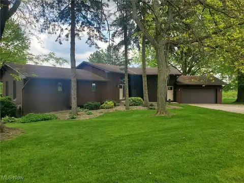 9651 Skyway Drive, Wadsworth, OH 44281