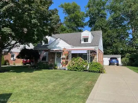 1157 Washington Boulevard, Mayfield Heights, OH 44124