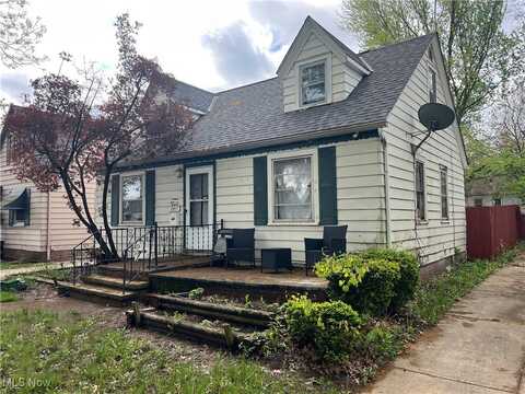 11813 Kensington Avenue, Cleveland, OH 44111
