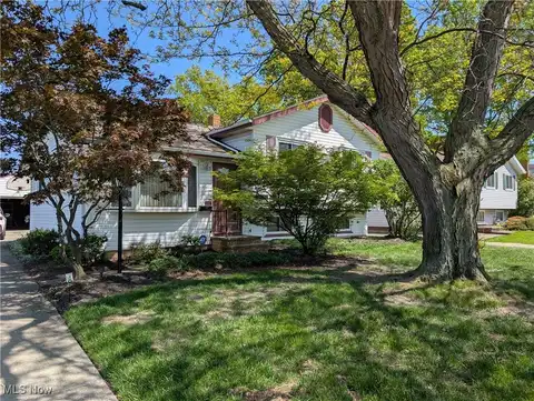 869 Bayridge Boulevard, Willowick, OH 44095