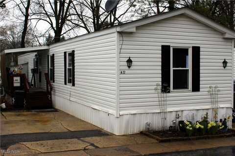 3560 Orchard unit: A-22, Stow, OH 44224