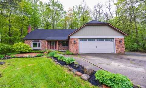 8665 Prescott Drive, Chesterland, OH 44026