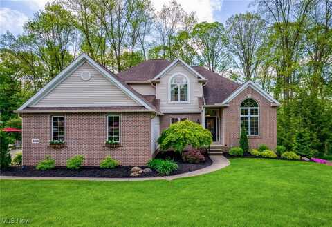 4012 Stonebridge Boulevard, Copley, OH 44321