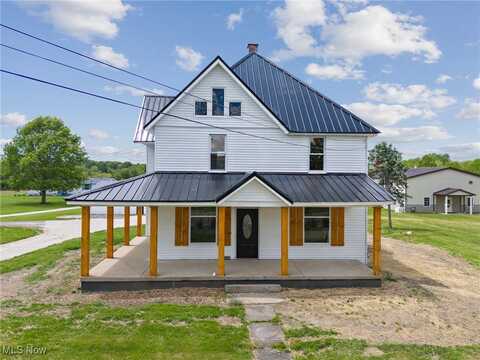 5785 Beechwood Avenue, Alliance, OH 44601