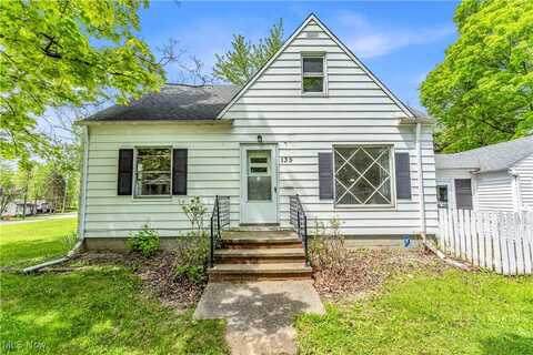 135 Greencroft Road, Bedford, OH 44146