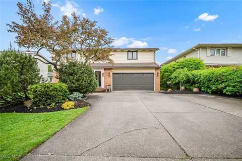 23957 Greenlawn Avenue, Beachwood, OH 44122