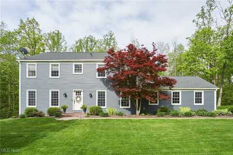7304 Glastonbury Drive, Hudson, OH 44236