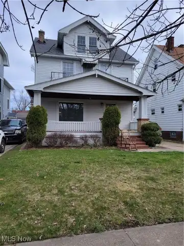 10109 Robinson Avenue, Garfield Heights, OH 44125
