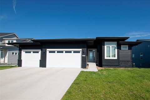 5028 149th Court, Urbandale, IA 50323