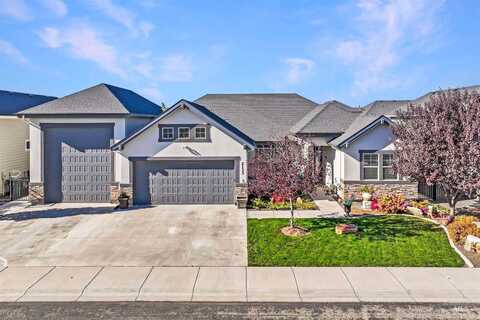 2133 N Star Garnet Ave, Kuna, ID 83634