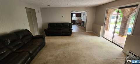 134 Franklin Street, Little Ferry, NJ 07643
