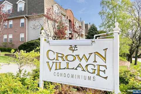 200 Crown Court 423, Edgewater, NJ 07020