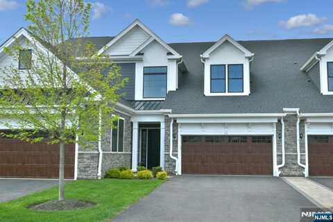21 Castle Stuart Court 3003, River Vale, NJ 07675