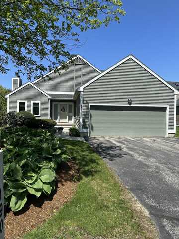 190 Chase Way, Manchester, NH 03104