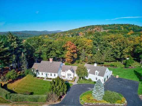19 Pinnacle Road, Amherst, NH 03031