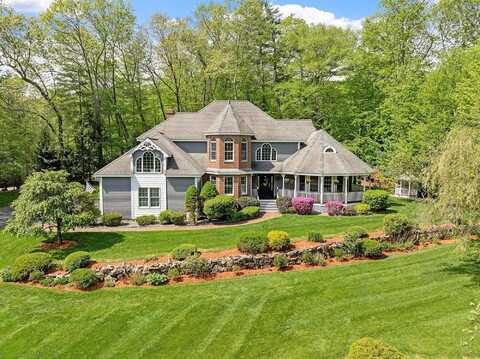 13 Kelly Lane, Atkinson, NH 03811