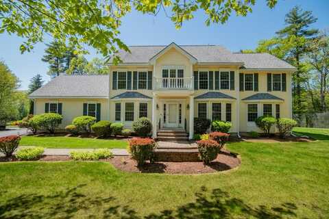 17 Stonepost Road, Pelham, NH 03076
