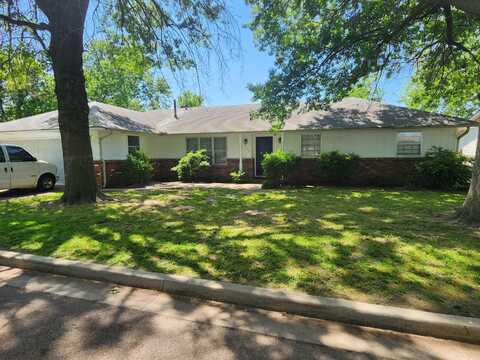 609 O Street NW, Miami, OK 74354