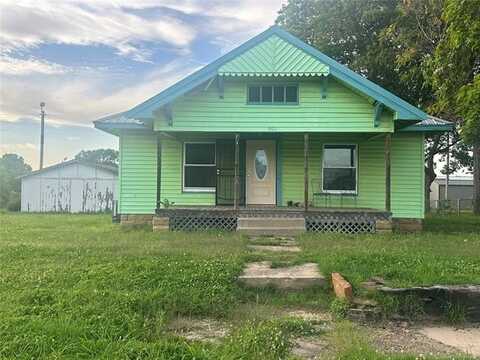 901 E 9th Street, Okmulgee, OK 74447