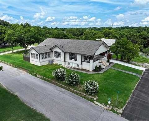100 E Broadway, Sulphur, OK 73086