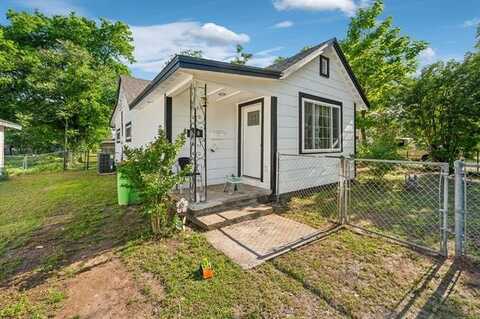 610 E 4th Avenue, Bristow, OK 74010