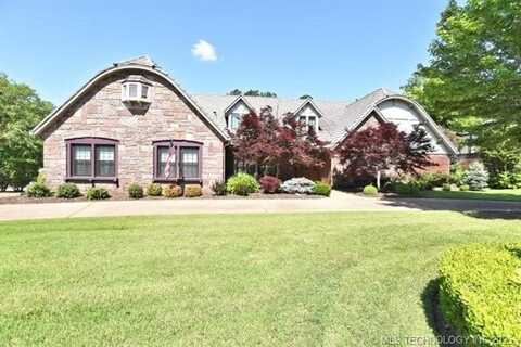 8734 S Richmond Avenue, Tulsa, OK 74137