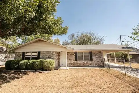 97 Wade Street, Nocona, TX 76255