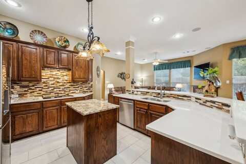 2806 Northwood Street, Grapevine, TX 76051