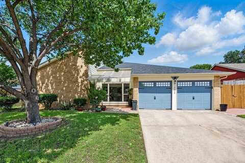 3212 Emerald Street, Bedford, TX 76021