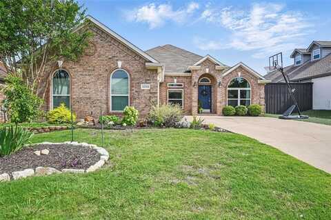 5332 Rolling Meadows Drive, Fort Worth, TX 76123