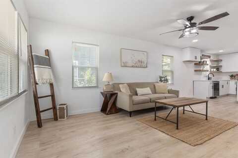 3403 Canada Drive, Dallas, TX 75212