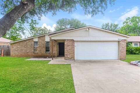 800 Matthews Court, Arlington, TX 76012