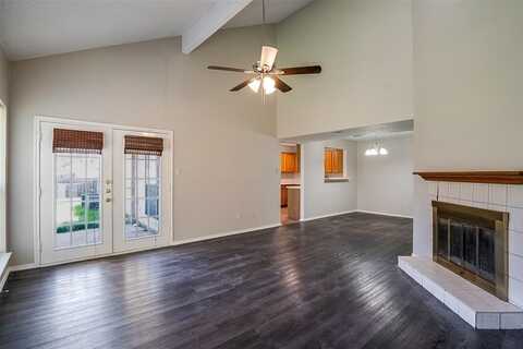 1416 Golden Gate Drive, Carrollton, TX 75007