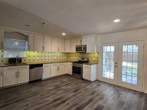 3817 Rainier Street, Irving, TX 75062