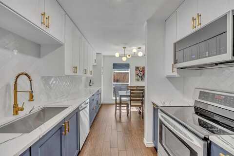 7462 E Northwest Highway, Dallas, TX 75231