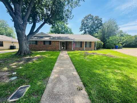 5708 Lakemont Circle, Waco, TX 76710
