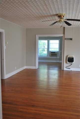 701 W Sycamore Street, Denton, TX 76201